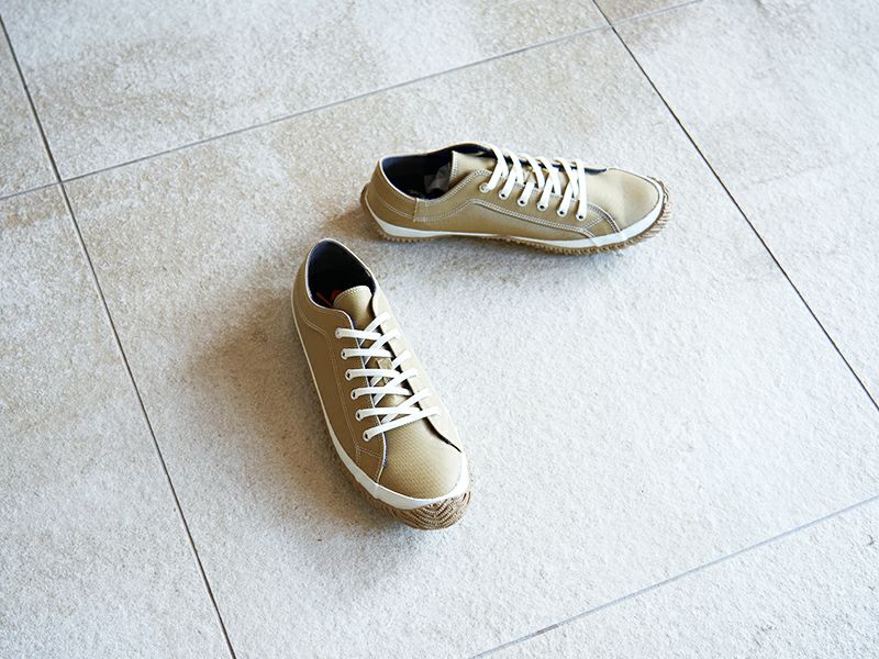Spingle Move SPM-172 Beige (Water Repellent)